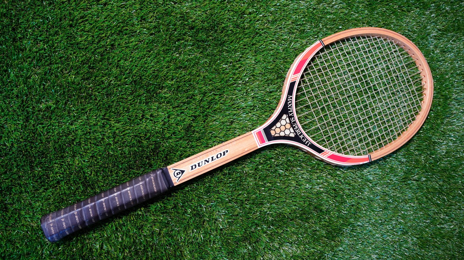 Dunlop-Maxply-Superlight